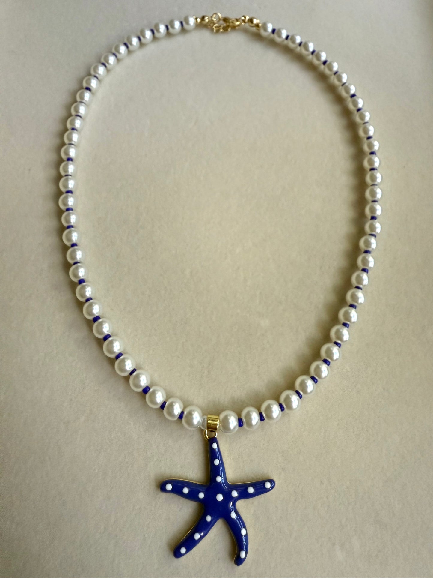 Starfish Charm Pearl Necklace