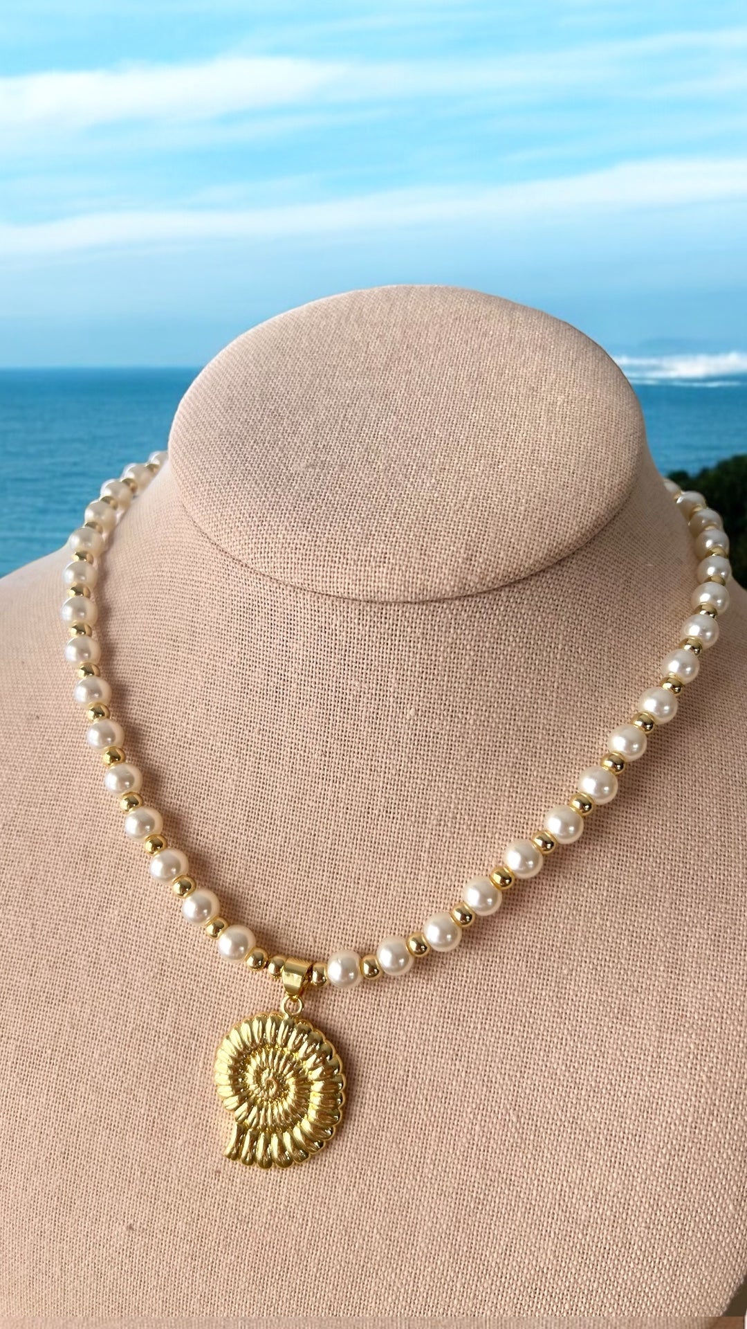 Beach necklace