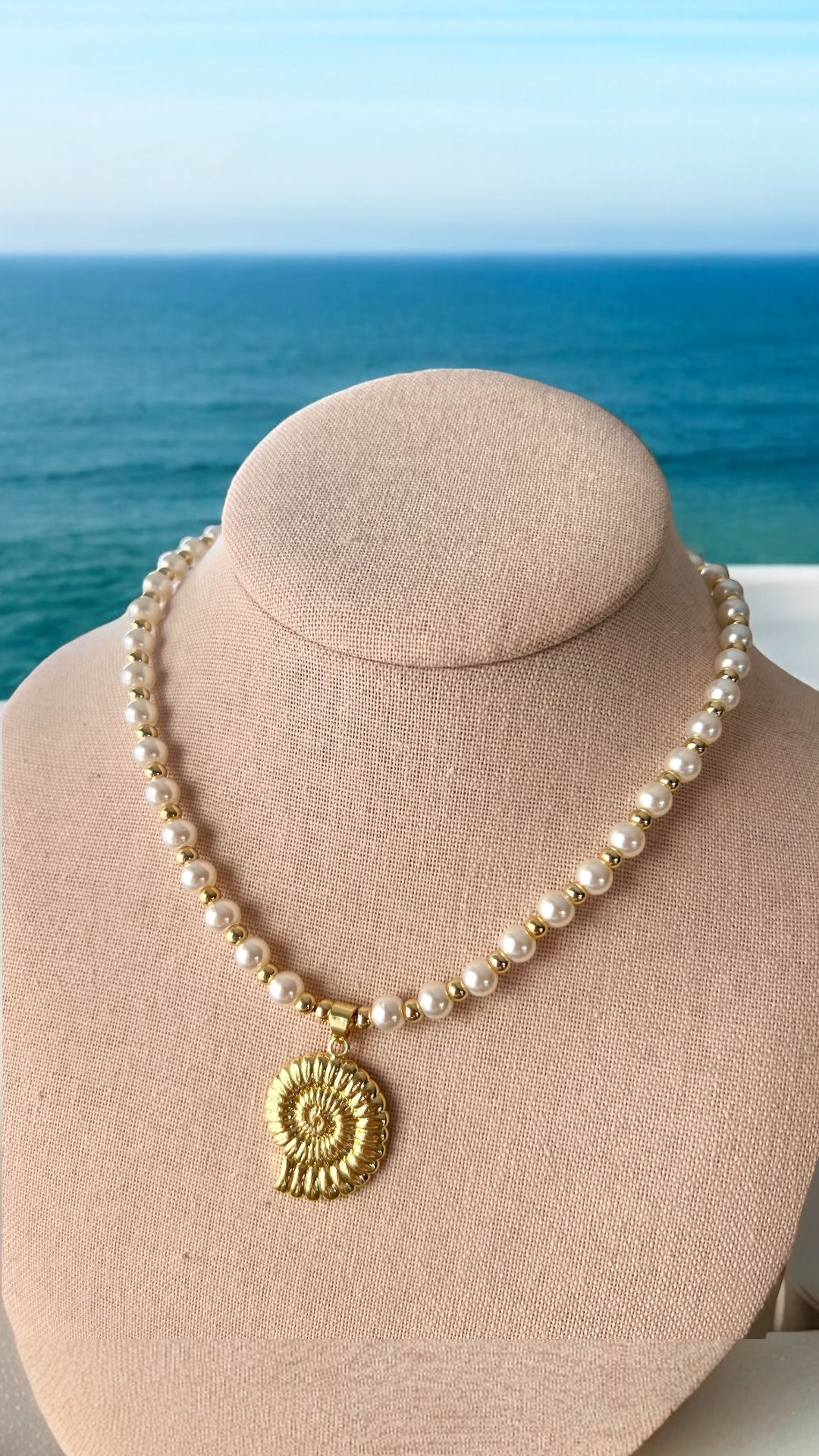 Beach necklace