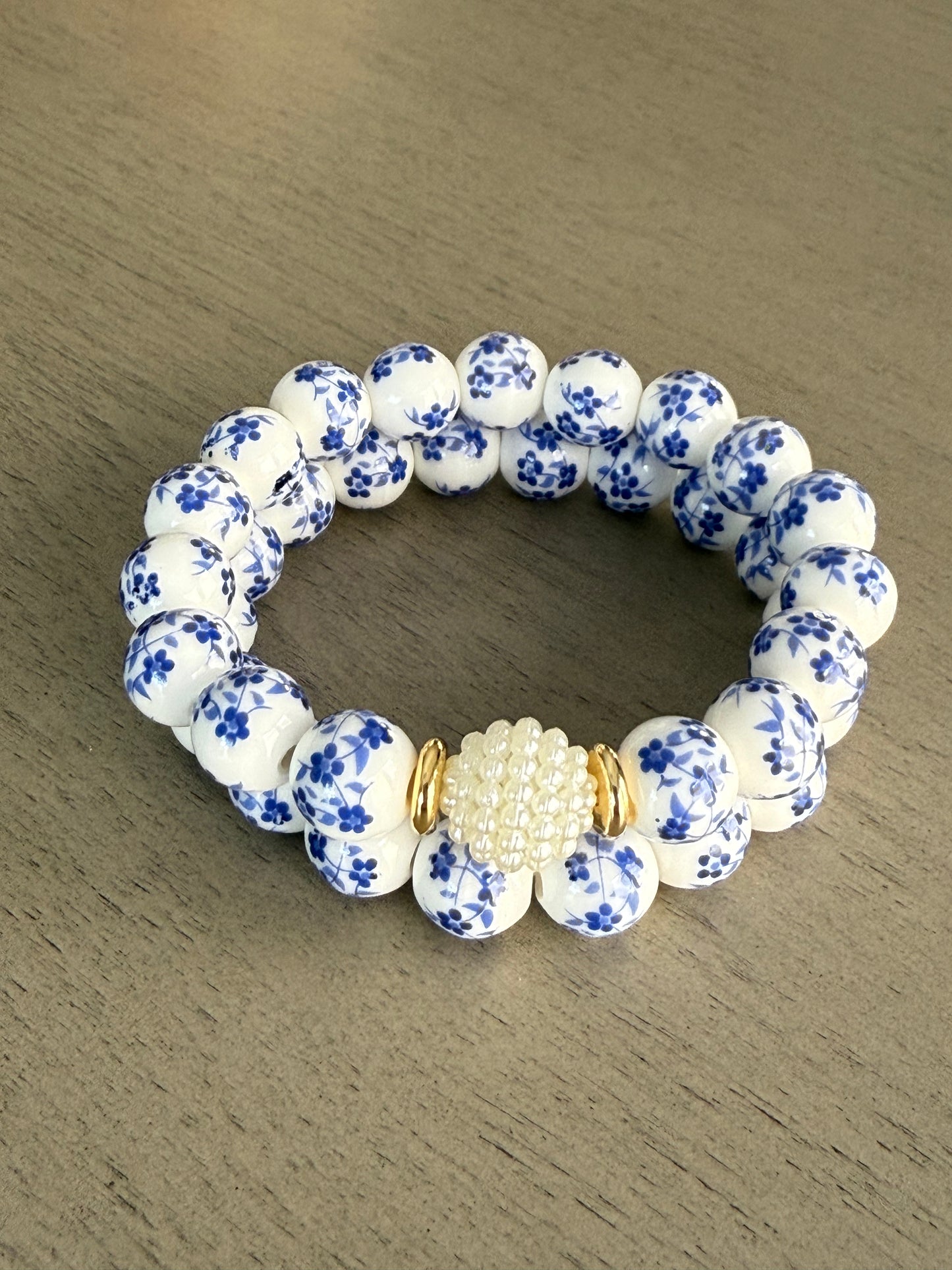 Set of 2 bracelets