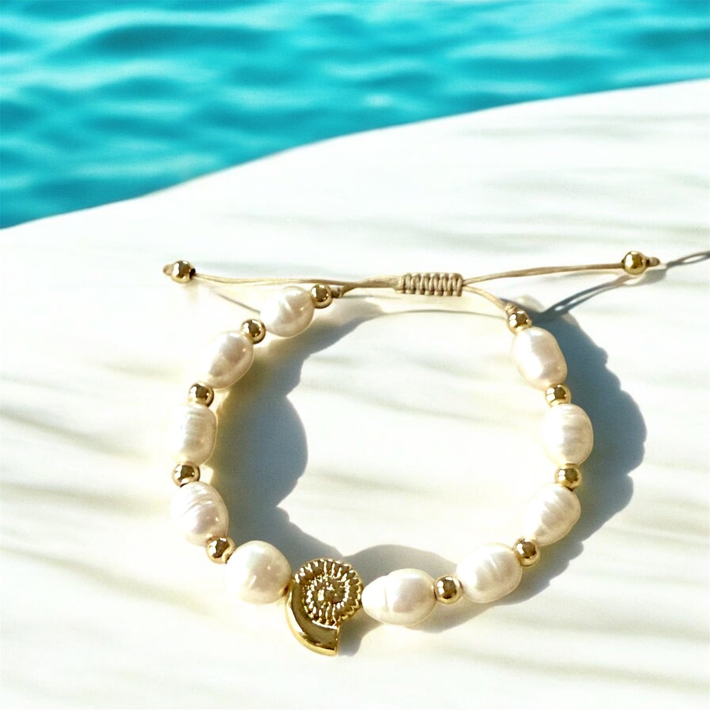 Shell bracelet freshwater pearl