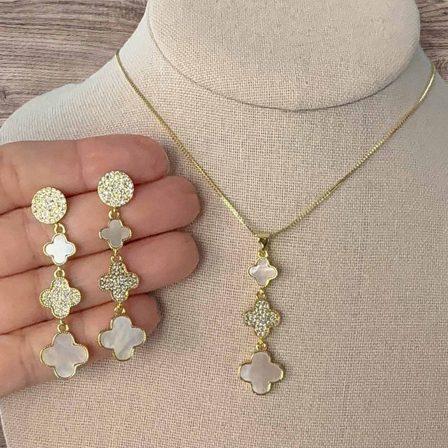 Golden Glow Pearl Set – Necklace & Earrings