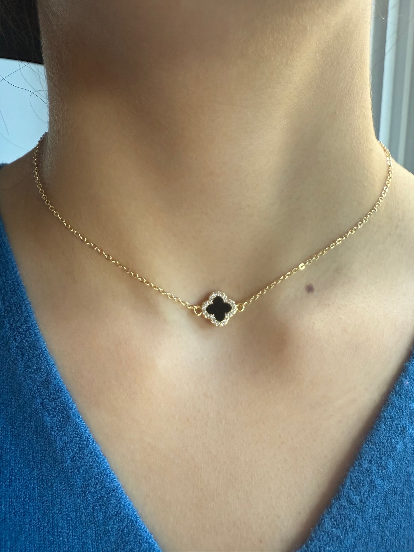 Black Clover Pendant Necklace – Gold Dainty Charm
