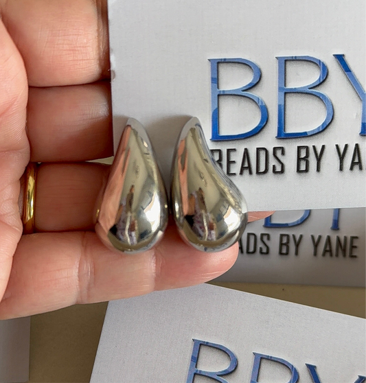 Sleek Silver Teardrop Earrings