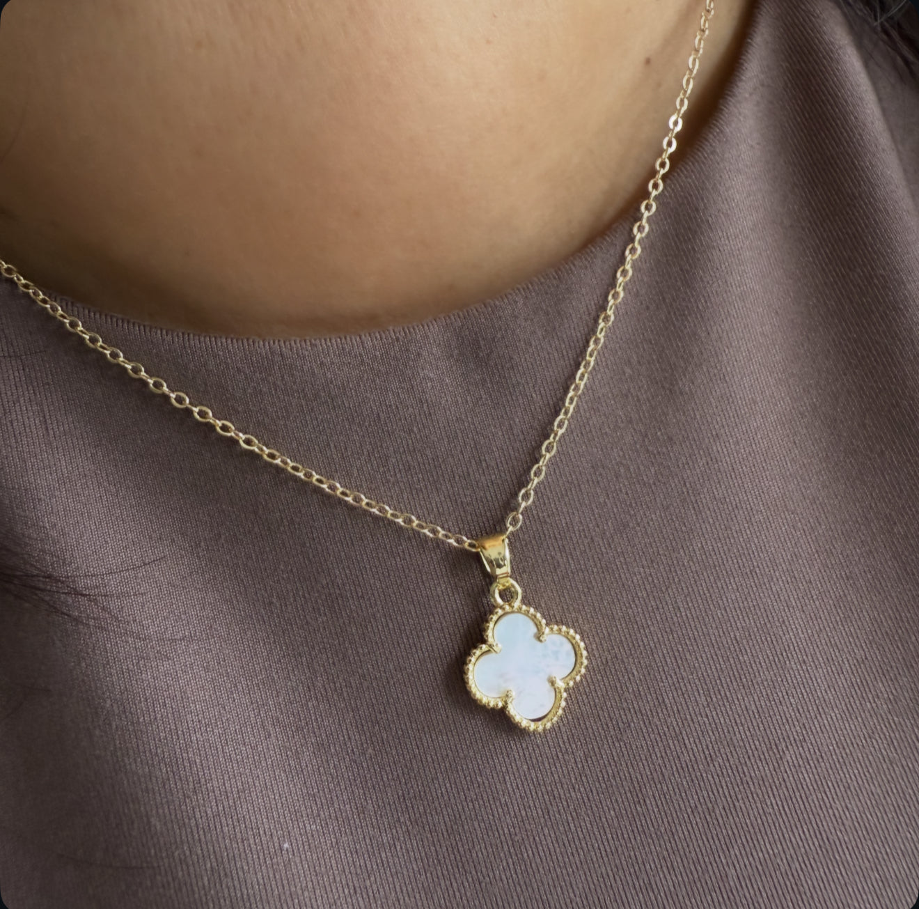 White Clover Elegance Necklace