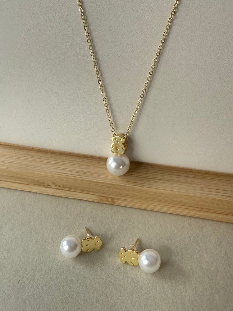 Golden Bear & Pearl Jewelry Set