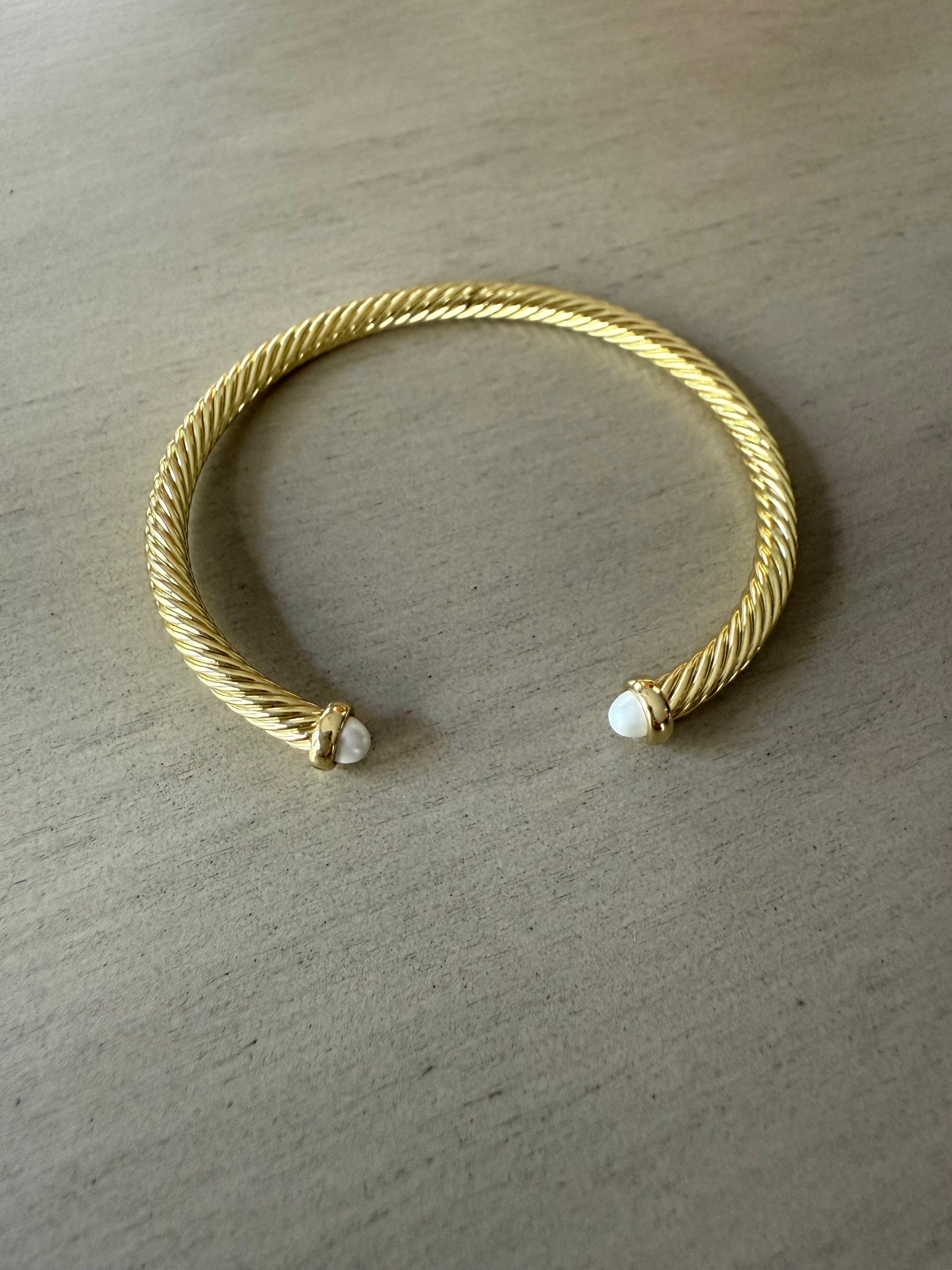 Gold twist cable cuff pearl tips