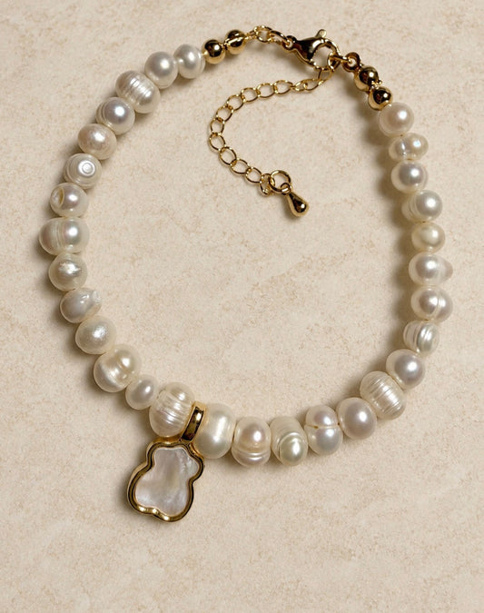 Teddy pearl bracelet