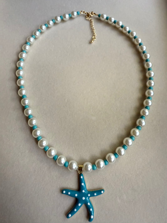 Starfish Charm Pearl Necklace