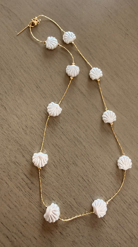 Golden Seashell Pearl Necklace