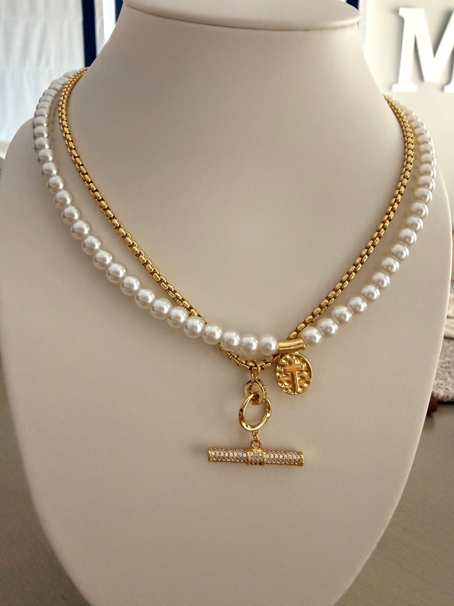 The devil wears prada necklace set