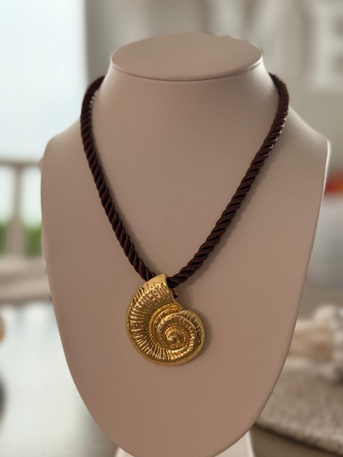 Nautical Rope & Gold Shell Necklace