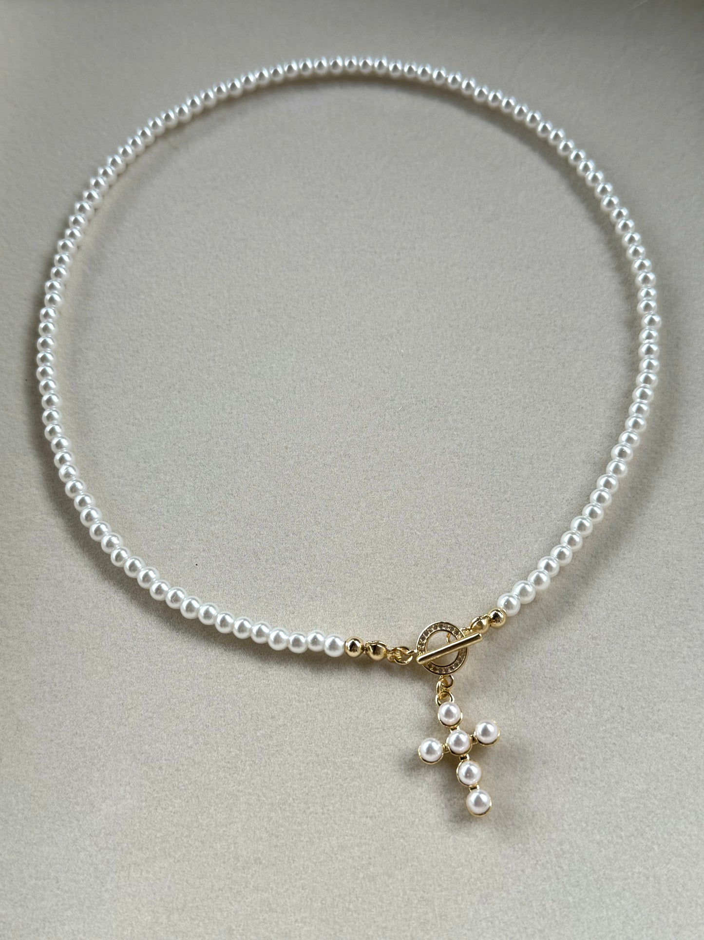 Dainty pearl necklace with cross