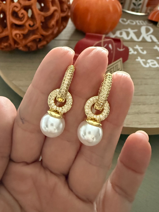 Elegant Gold Link Pearl Drop Earrings
